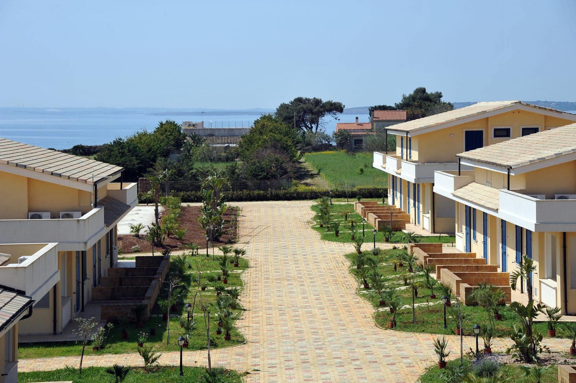 Calabernardo Resort Exterior foto